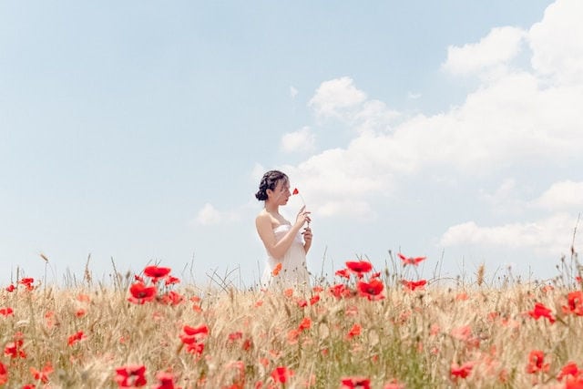 The Emotional Connection of perfume