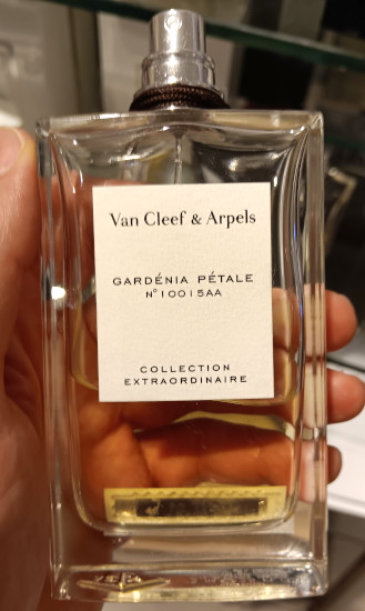 My top pick is Van Cleef & Arpels Gardenia Petale as best Van Cleef & Arpels perfume